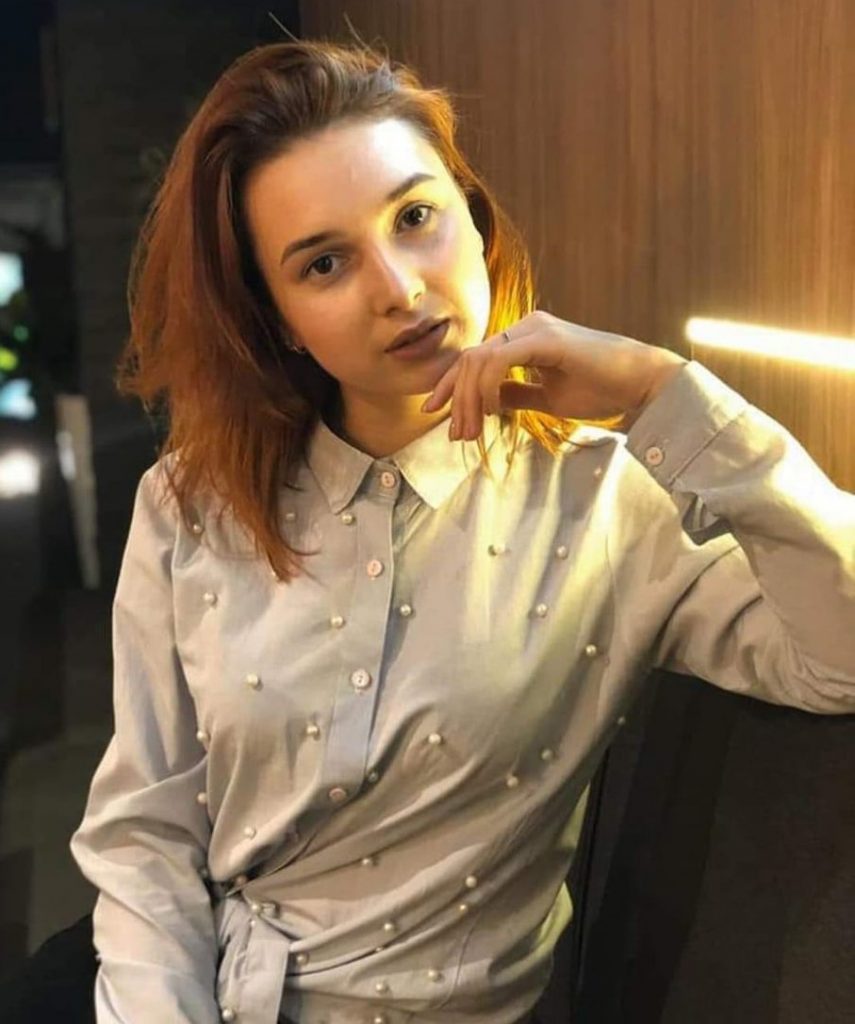 Anastasiya Khamulyak stylistka paznokci., manicure